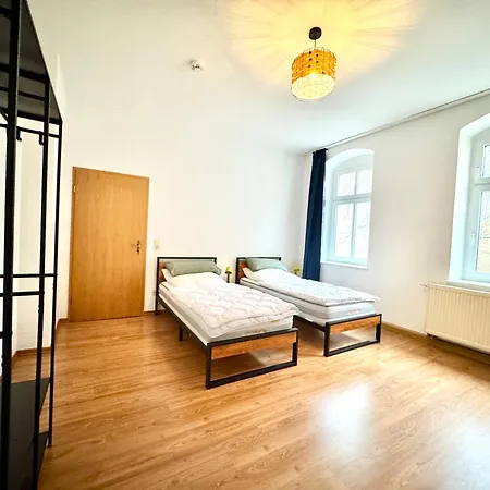 #2 Rebelrents - 4p - Smart-tv - Wlan - Voll Ausgestattete Kueche Апартаменты Цайц