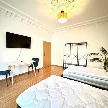 Апартаменты #2 Rebelrents - 4p - Smart-tv - Wlan - Voll Ausgestattete Kueche Цайц