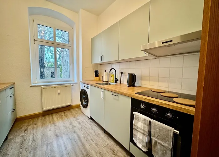 #2 Rebelrents - 4p - Smart-tv - Wlan - Voll Ausgestattete Kueche *